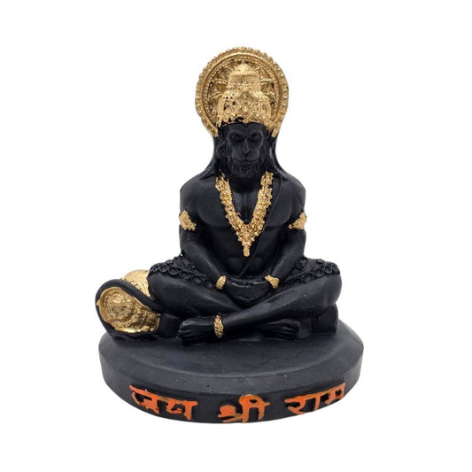 Mediterende Hanuman murti in matzwart met gouden kroon en Jai Shree Ram inscriptie.